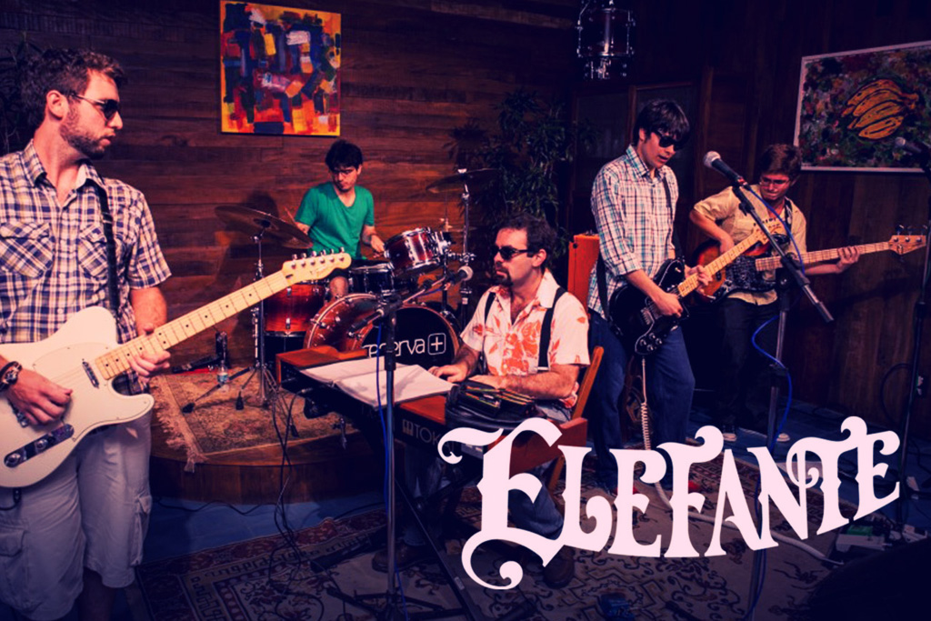 Elefante live performance